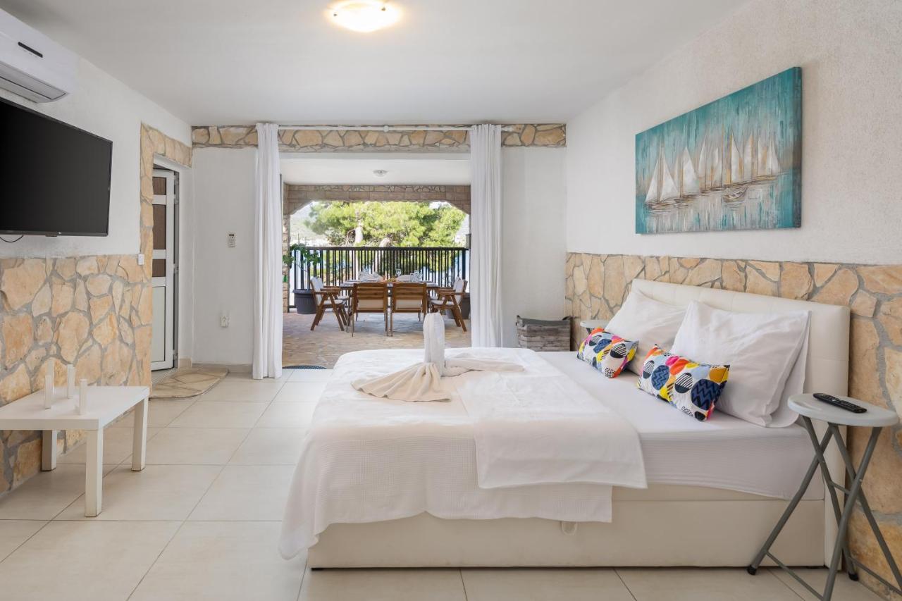 Estella Villa Apartments Rogoznica  Ngoại thất bức ảnh