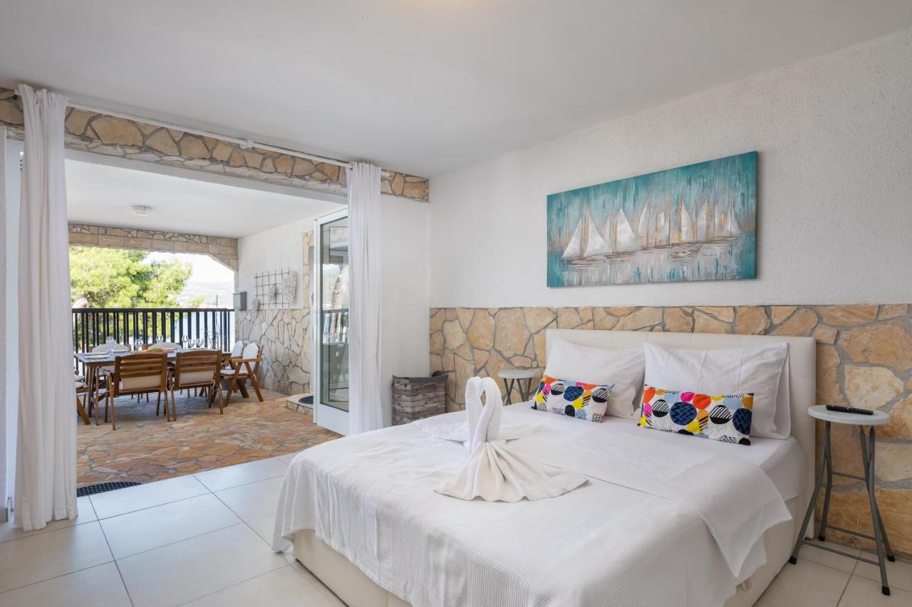 Estella Villa Apartments Rogoznica  Ngoại thất bức ảnh